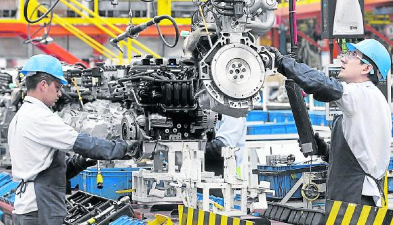 La actividad económica cayó 0,7% en junio