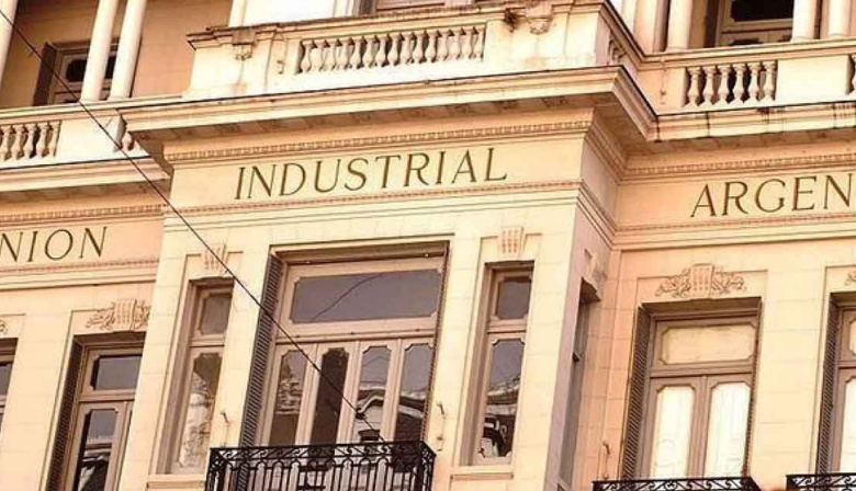 La UIA advierte sobre el impacto de la guerra comercial y reclama protección al mercado interno