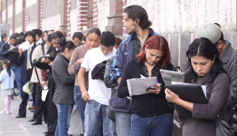 Empleo formal: la caída en el sector privado fue seis veces mayor que el público