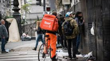 Con tener empleo no alcanza: revelan que 4,5 millones de trabajadores son pobres en Argentina