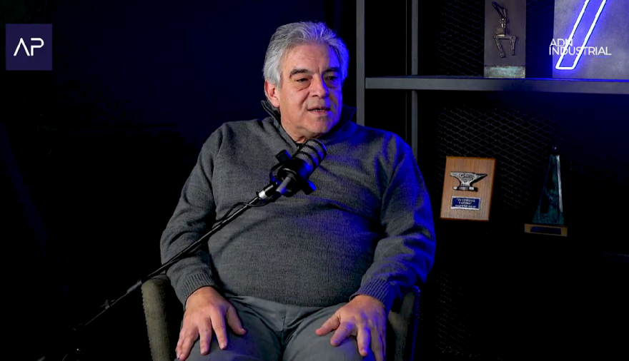 Viqueira: “Necesitamos un Estado que tenga una visión, que quiera tener una industria. Eso sí es irreemplazable”