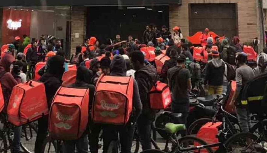 Crece la precariedad en el mercado laboral por el aumento del empleo informal y el monotributo