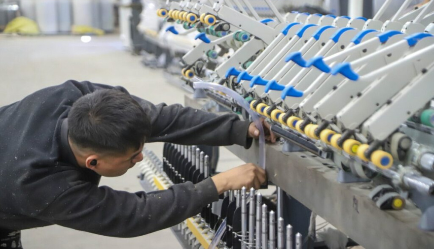 La industria textil profundiza el declive en la producción y la pérdida de empleos por el bajo consumo
