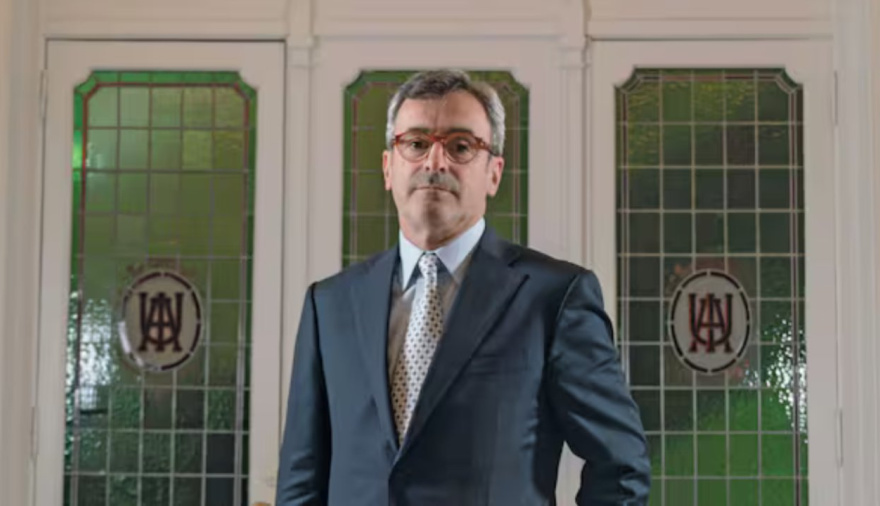 La UIA pidió consolidar “un puente” y volvió a insistir en la carga tributaria de las empresas