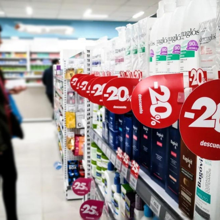 Las ventas minoristas cayeron en marzo y acumulan un declive del 3,6% en el primer trimestre del año