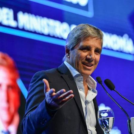 Caputo destacó que las exportaciones pyme crecieron 32,6% en el primer cuatrimestre del 2026