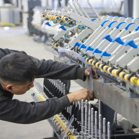 La industria textil profundiza el declive en la producción y la pérdida de empleos por el bajo consumo